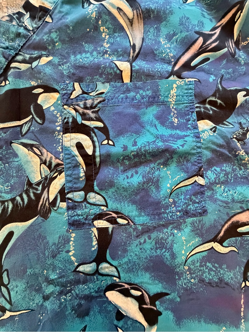 Scrubs Short Sleeve Orca Print Tee in Blue XL - Picture 3 of 8